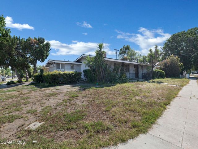 13500 Strathern Street, Panorama City, CA 91402