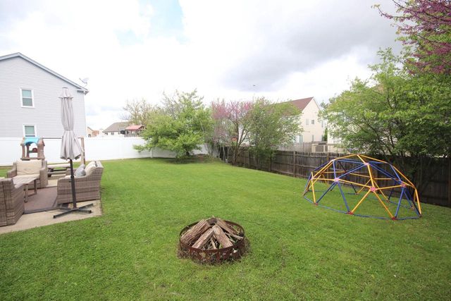 7003 94th AVENUE, Kenosha, WI 53142
