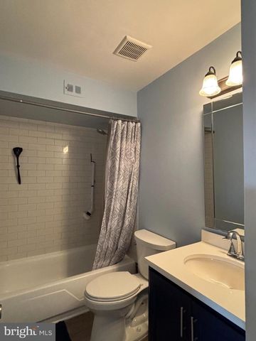 4 KEARNEY DR, North Wales, PA 19454