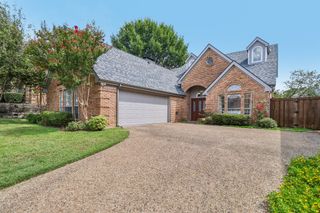 200 Sherwood Court, Irving, TX 75061