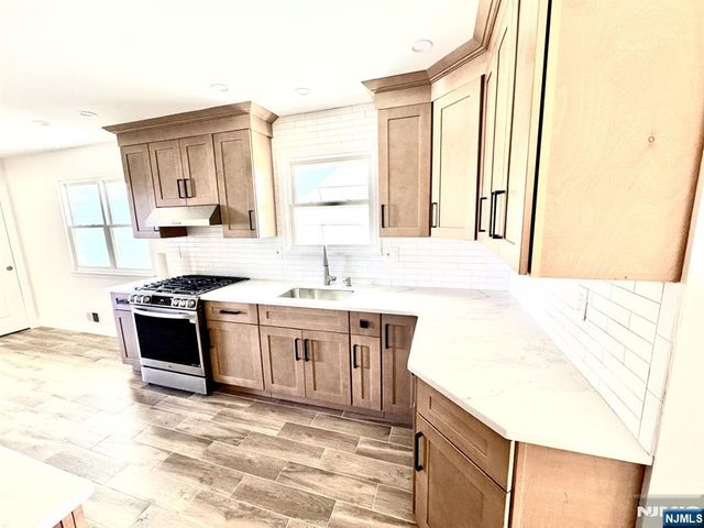 119 Bergen Street, Harrison, NJ 07029