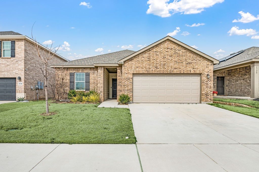 4724 Swan Neck Drive, Fort Worth, TX 76179 — exterior