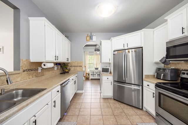 9 Churchill Drive, Fort Mitchell, AL 36856