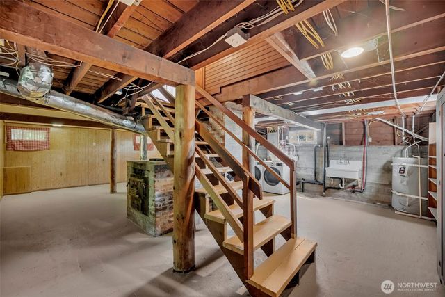 5829 S 2nd Avenue, Everett, WA 98208
