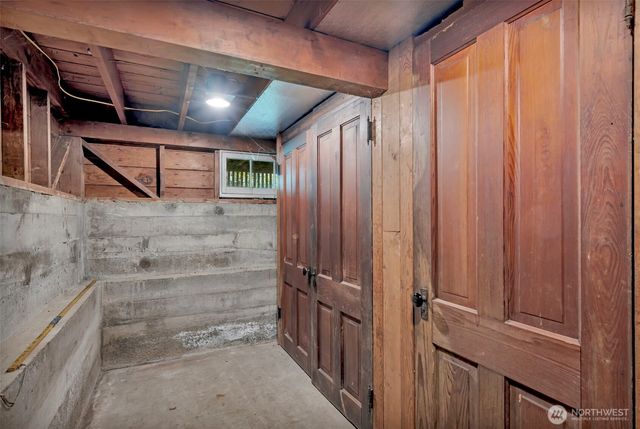 5829 S 2nd Avenue, Everett, WA 98208