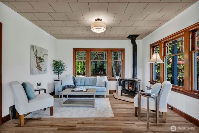 5829 S 2nd Avenue, Everett, WA 98208