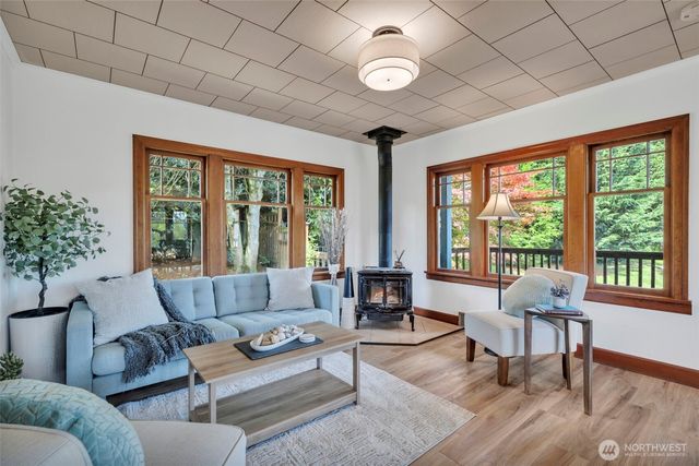 5829 S 2nd Avenue, Everett, WA 98208