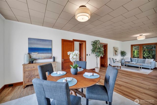 5829 S 2nd Avenue, Everett, WA 98208