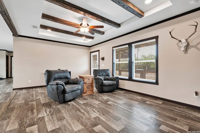592 Private Road 1510, Bandera, TX 78003