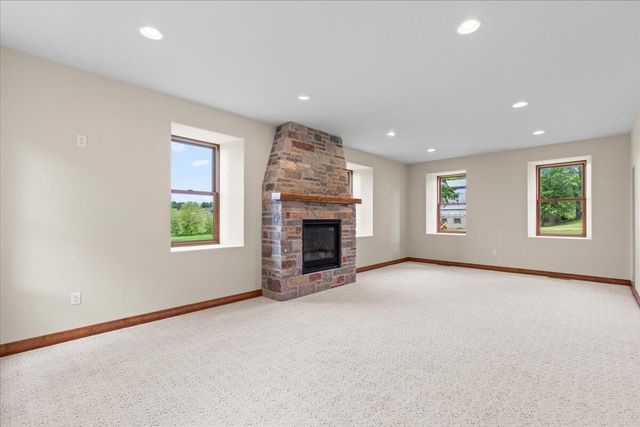 W3940 Campbell DRIVE, Campbellsport, WI 53010