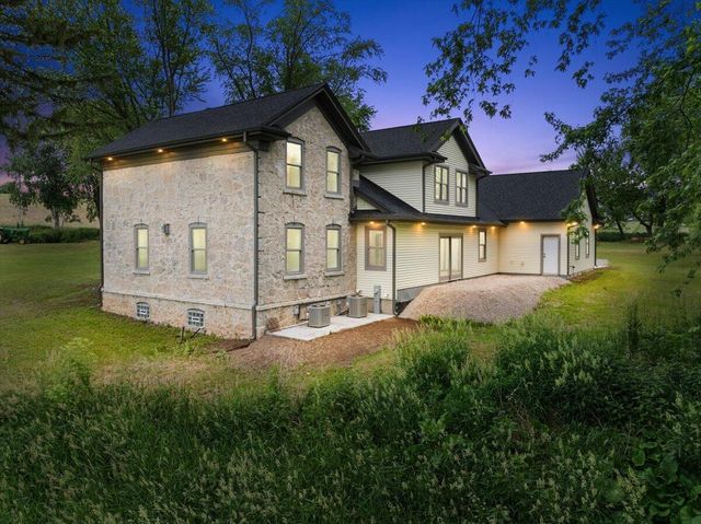 W3940 Campbell DRIVE, Campbellsport, WI 53010