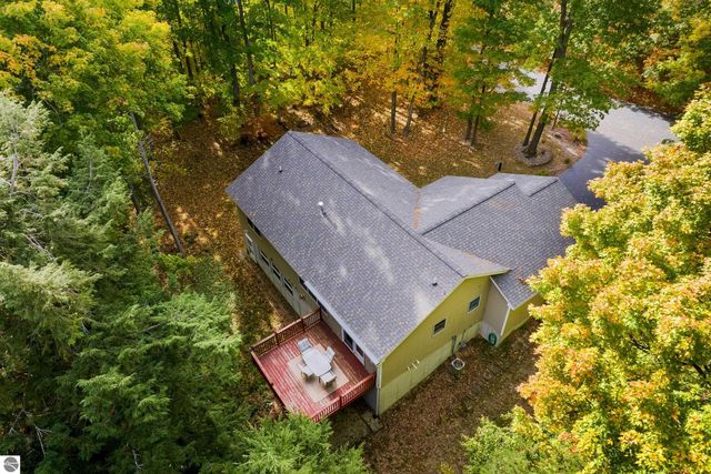 197 Black Ridge Court, Traverse City, MI 49696