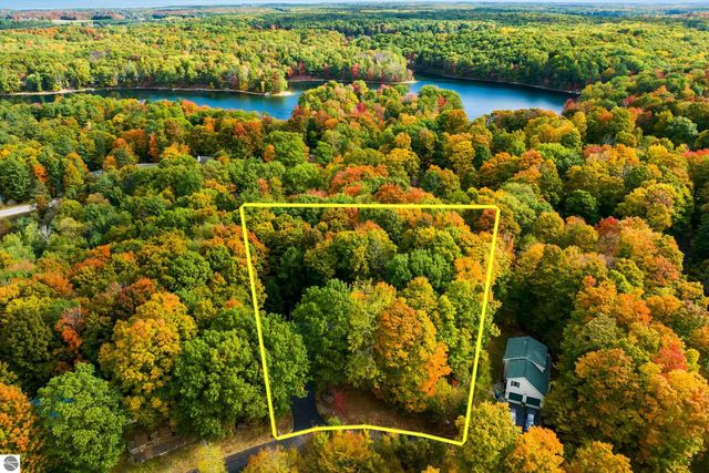 197 Black Ridge Court, Traverse City, MI 49696