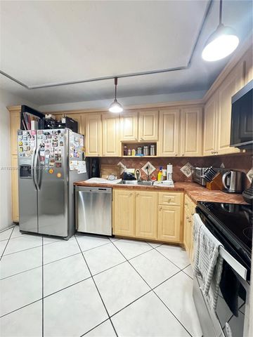 20100 W Country Club Dr 1606, Aventura, FL 33180