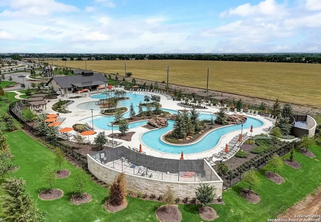 7715 Fox Crossing, San Antonio, TX 78252