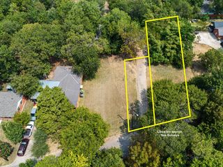 3811 Higgins Avenue, Cockrell Hill, TX 75211