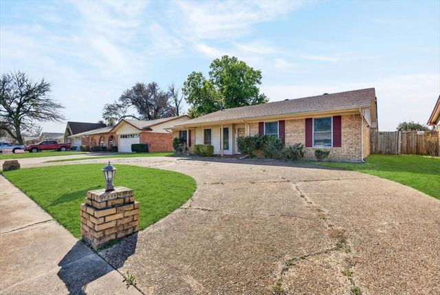 725 Melinda Drive, Mesquite, TX 75149