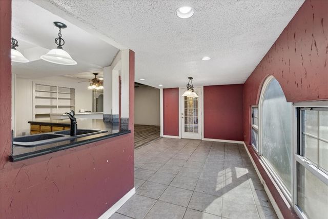 725 Melinda Drive, Mesquite, TX 75149