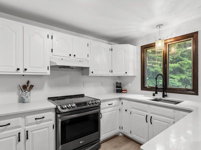 W1439 E Van Ess ROAD, Oostburg, WI 53070