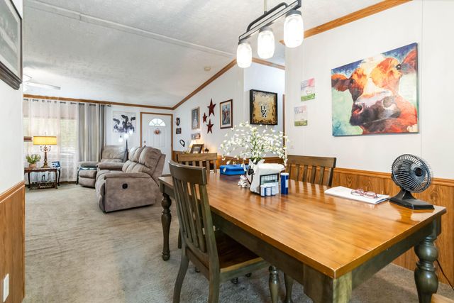 258 Echo Valley Road, Lily, KY 40740