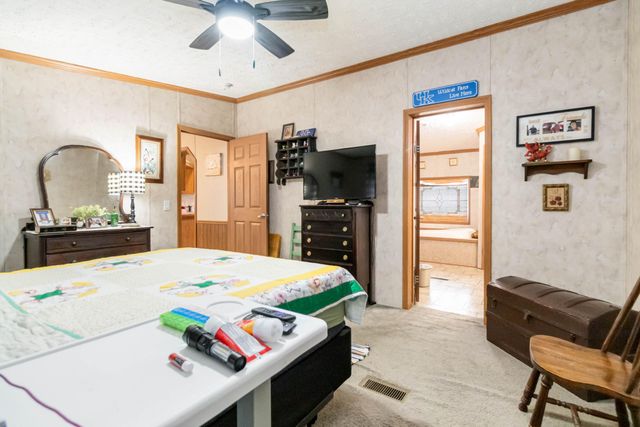 258 Echo Valley Road, Lily, KY 40740