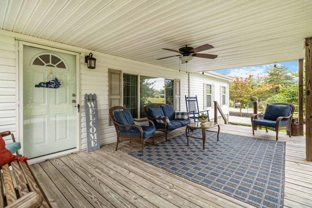 258 Echo Valley Road, Lily, KY 40740