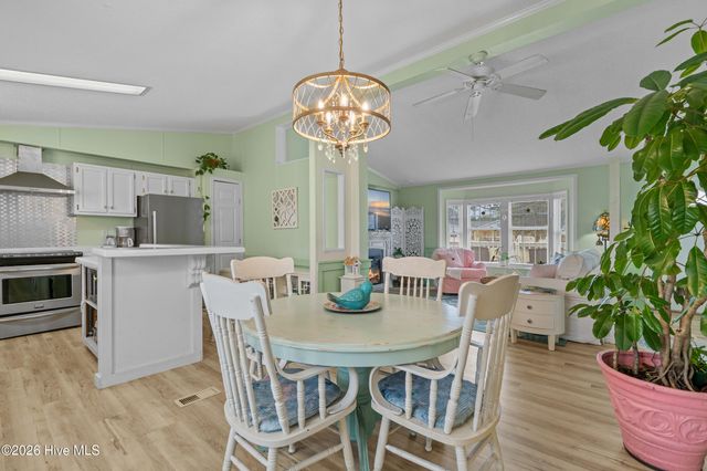 1085 Waterview Lane, Calabash, NC 28467