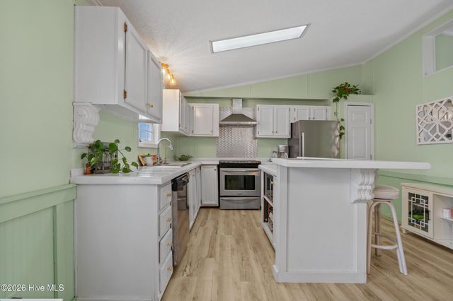 1085 Waterview Lane, Calabash, NC 28467