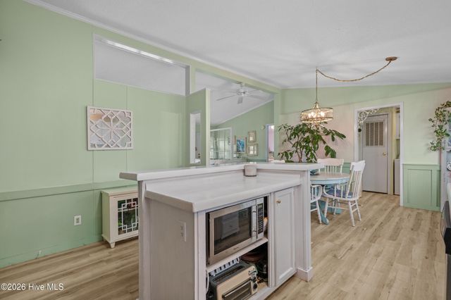 1085 Waterview Lane, Calabash, NC 28467