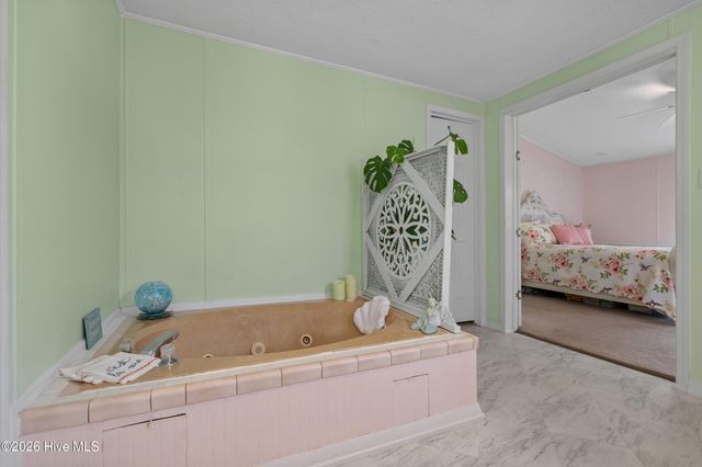 1085 Waterview Lane, Calabash, NC 28467