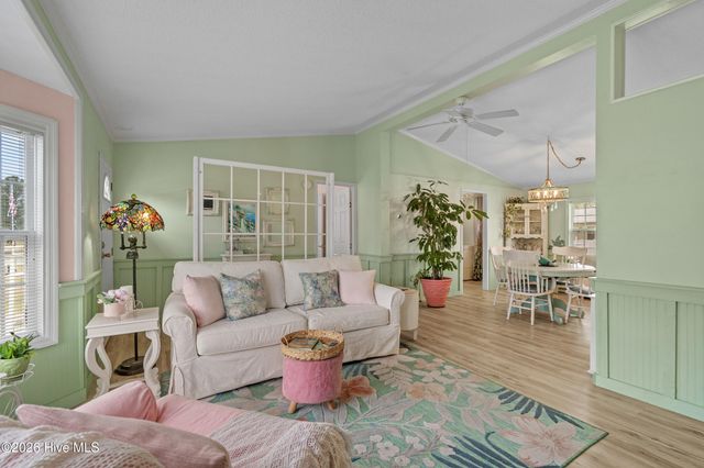 1085 Waterview Lane, Calabash, NC 28467