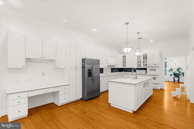 1010 CARSON DR, Huntingtown, MD 20639