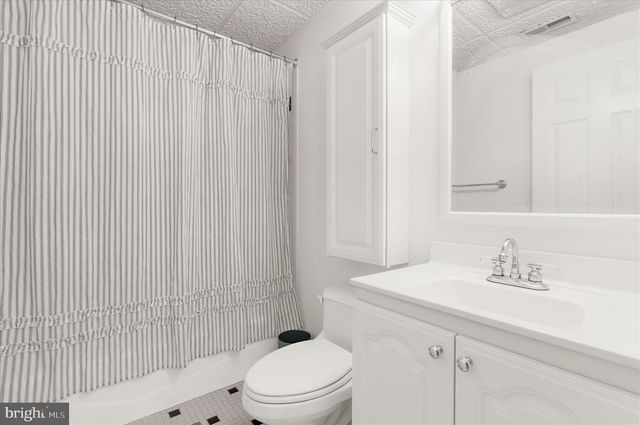 1010 CARSON DR, Huntingtown, MD 20639