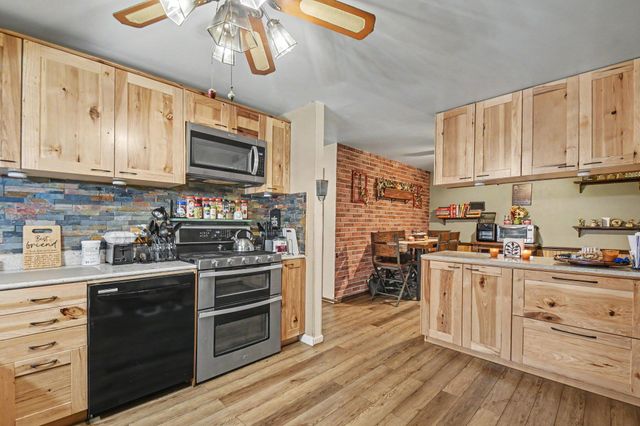 512 Springfield Circle, Niles City, MI 49120