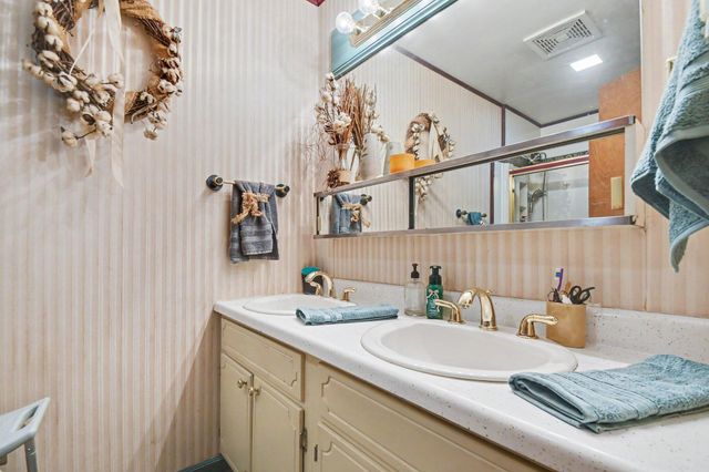 512 Springfield Circle, Niles City, MI 49120