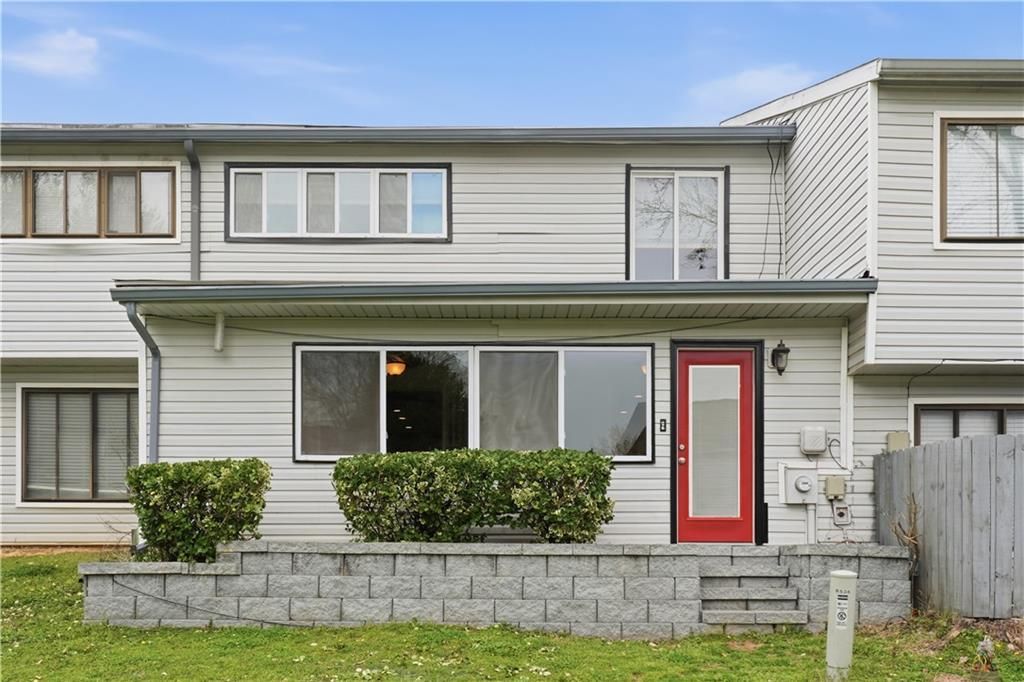 Image 1 of property listing at 538 Country Greens Drive, Jonesboro, GA 30238