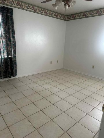 810 Greenbriar St, Deridder, LA 70634