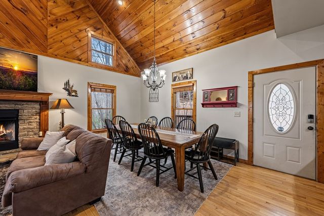 1503 Garnet Drive, Ellijay, GA 30540