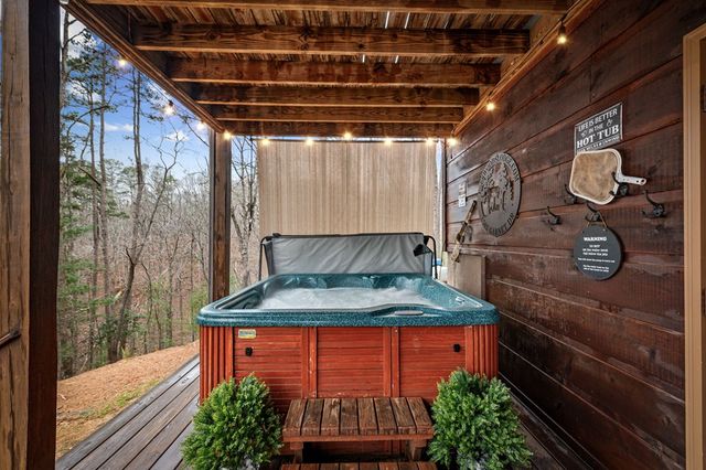 1503 Garnet Drive, Ellijay, GA 30540