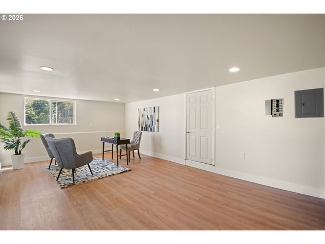 36723 E HIST COLUMBIA RIVER Hwy, Corbett, OR 97019