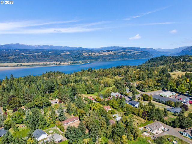 36723 E HIST COLUMBIA RIVER Hwy, Corbett, OR 97019