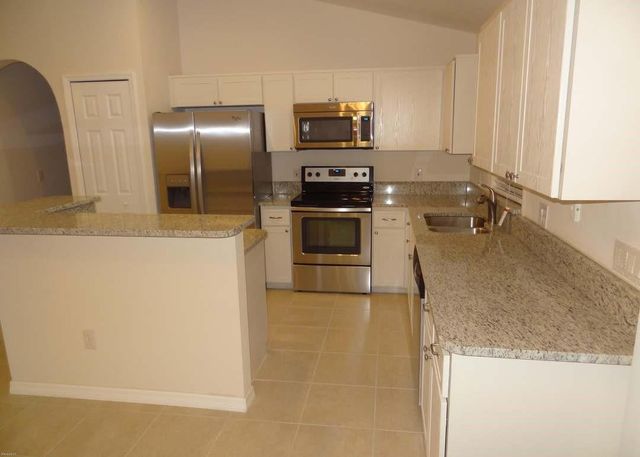 583 SE Jewell Street, Palm Bay, FL 32909