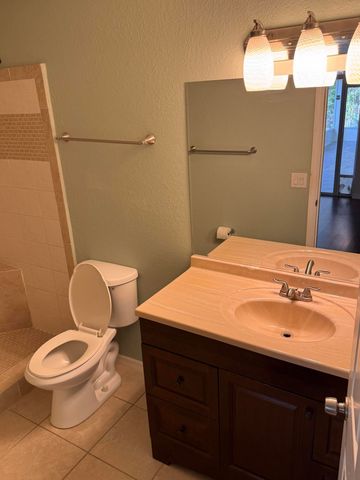 583 SE Jewell Street, Palm Bay, FL 32909