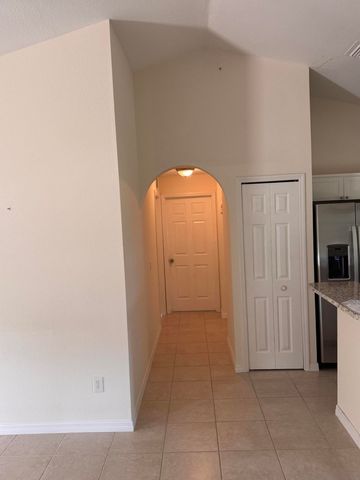 583 SE Jewell Street, Palm Bay, FL 32909