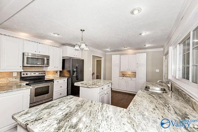 416 Owens Drive SE, Huntsville, AL 35801