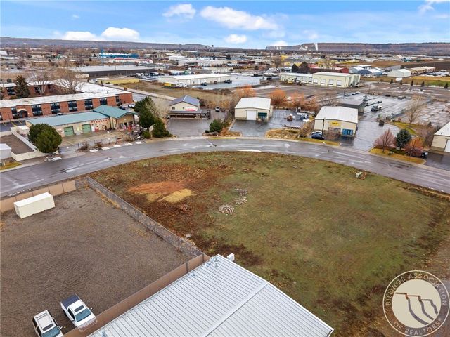 1336 Holiday CIRCLE, Billings, MT 59101