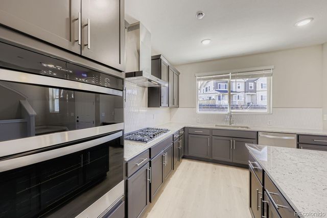3862 W 83rd Lane, Westminster, CO 80031