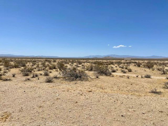 0 Crestview Dr. 046042201, Adelanto, CA 92301