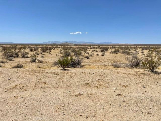 0 Crestview Dr. 046042201, Adelanto, CA 92301