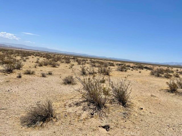 0 Crestview Dr. 046042201, Adelanto, CA 92301